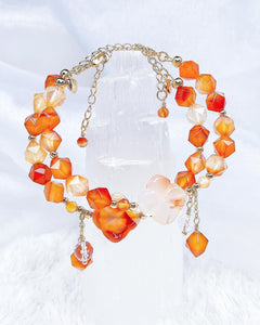 Faceted Carnelian Clover Bangle